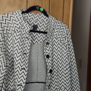 Jacket black and white